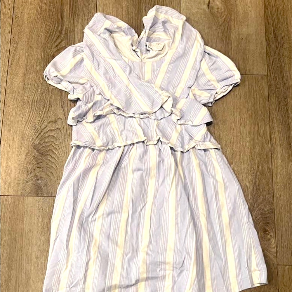 zara size 9 blue and white